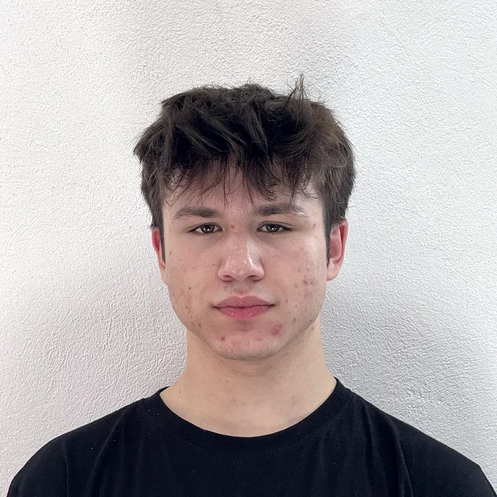 M. Sándor-Robert