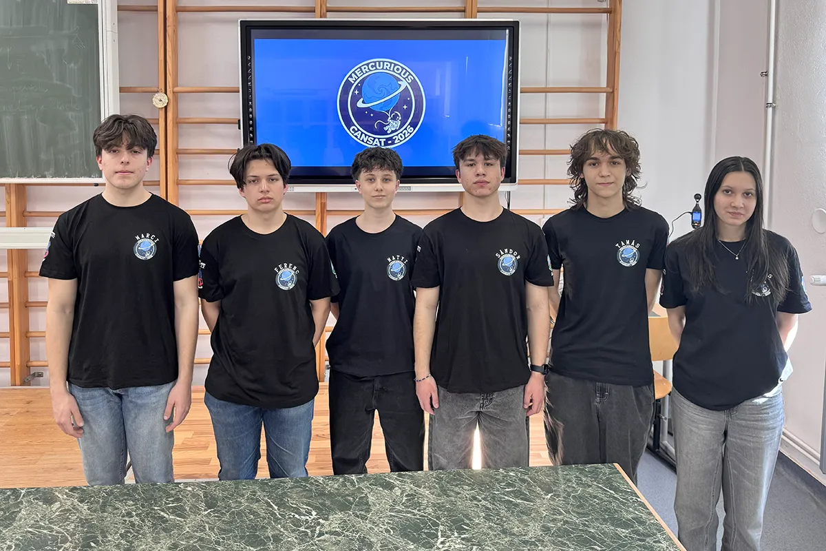 The team members – from left to right: Marcell, Ferenc, Mátyás, Sándor-Robert, Tamás and Ágnes